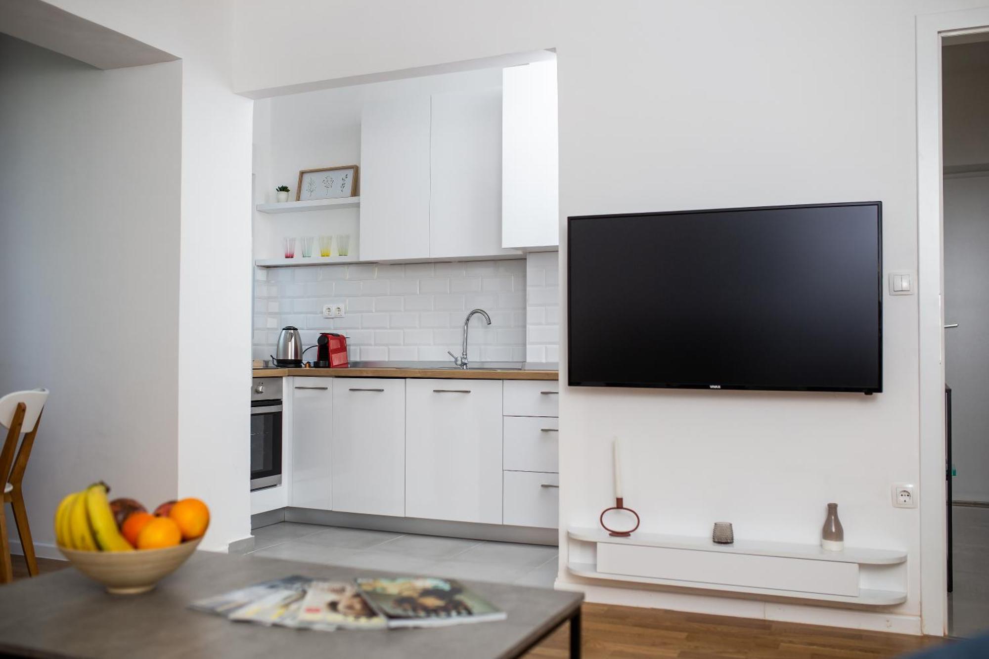 Big Tree Apartment & The Nest Apartment - Free Parking Mostar Habitación foto